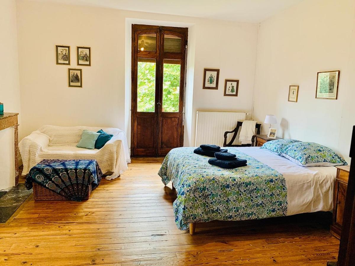 Bed and Breakfast Le Béarn sous les toits Nay  Exterior foto